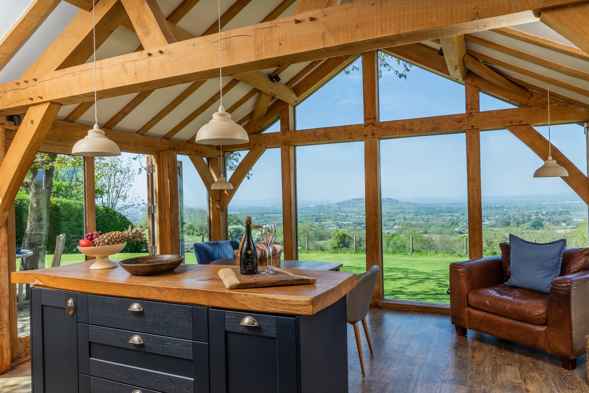Dryhill Vineyard Cottage - Gallery