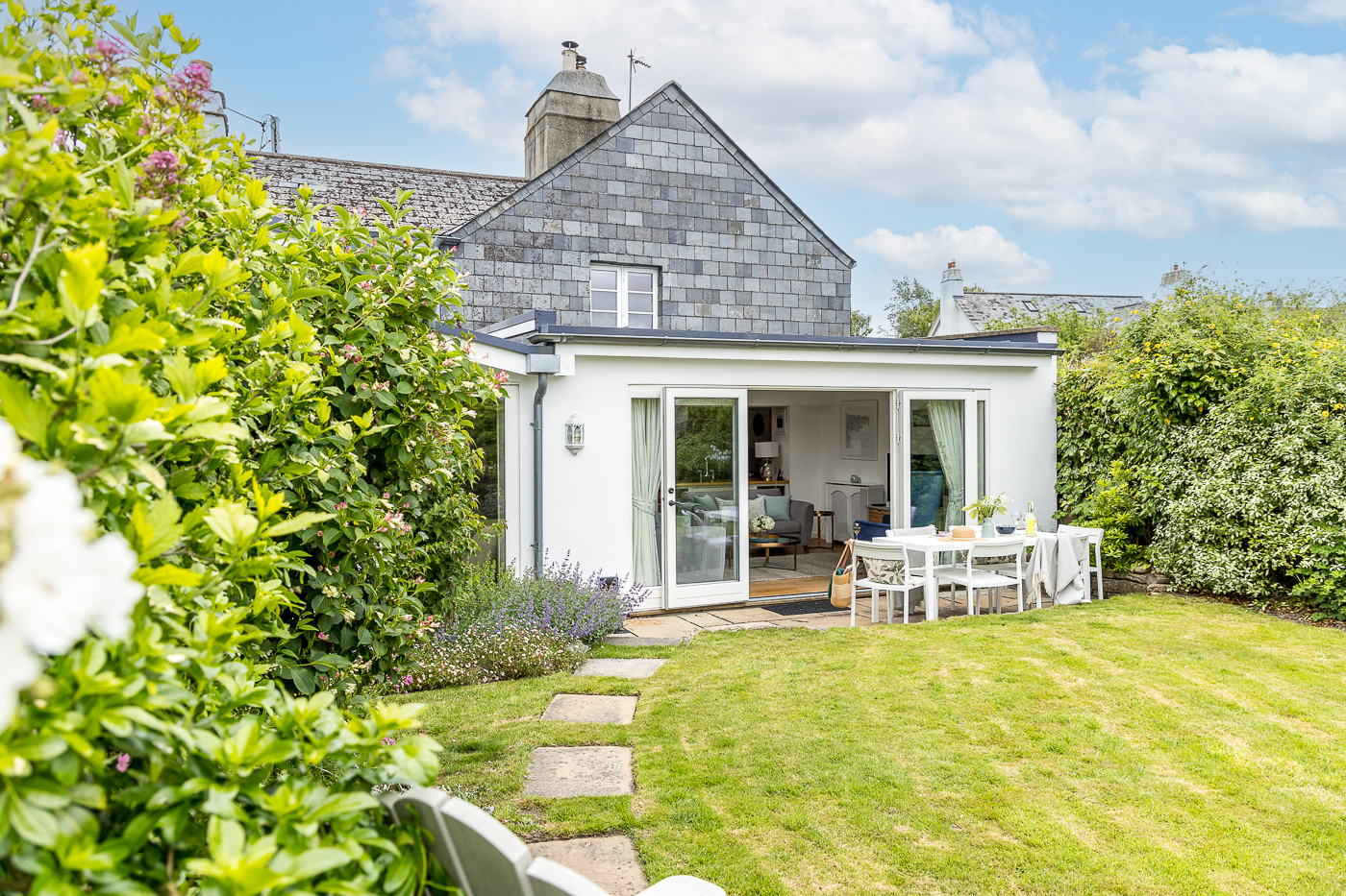 Cheyne Cottage - Gallery