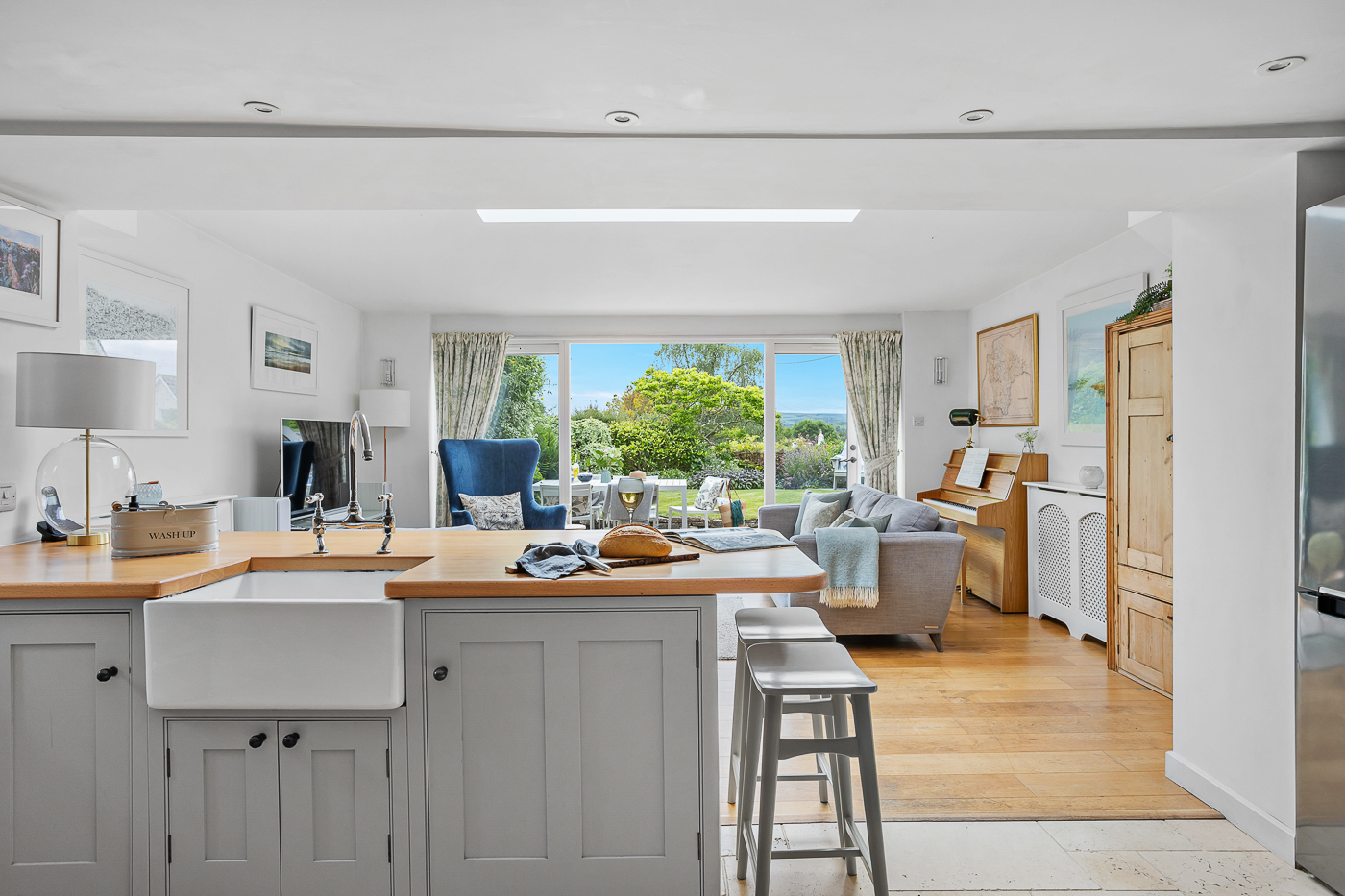 Cheyne Cottage - Gallery