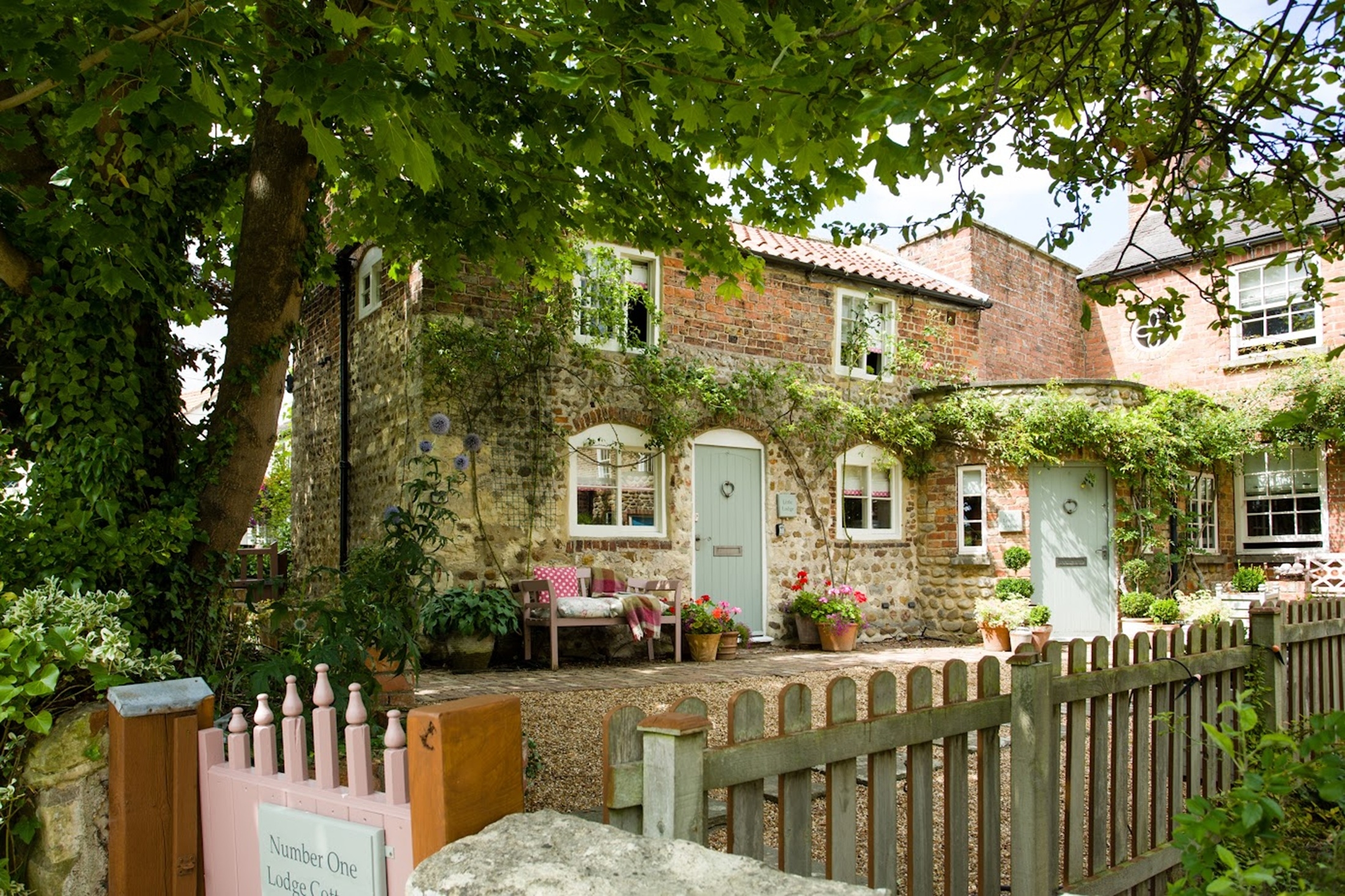 Lodge Cottages - Gallery