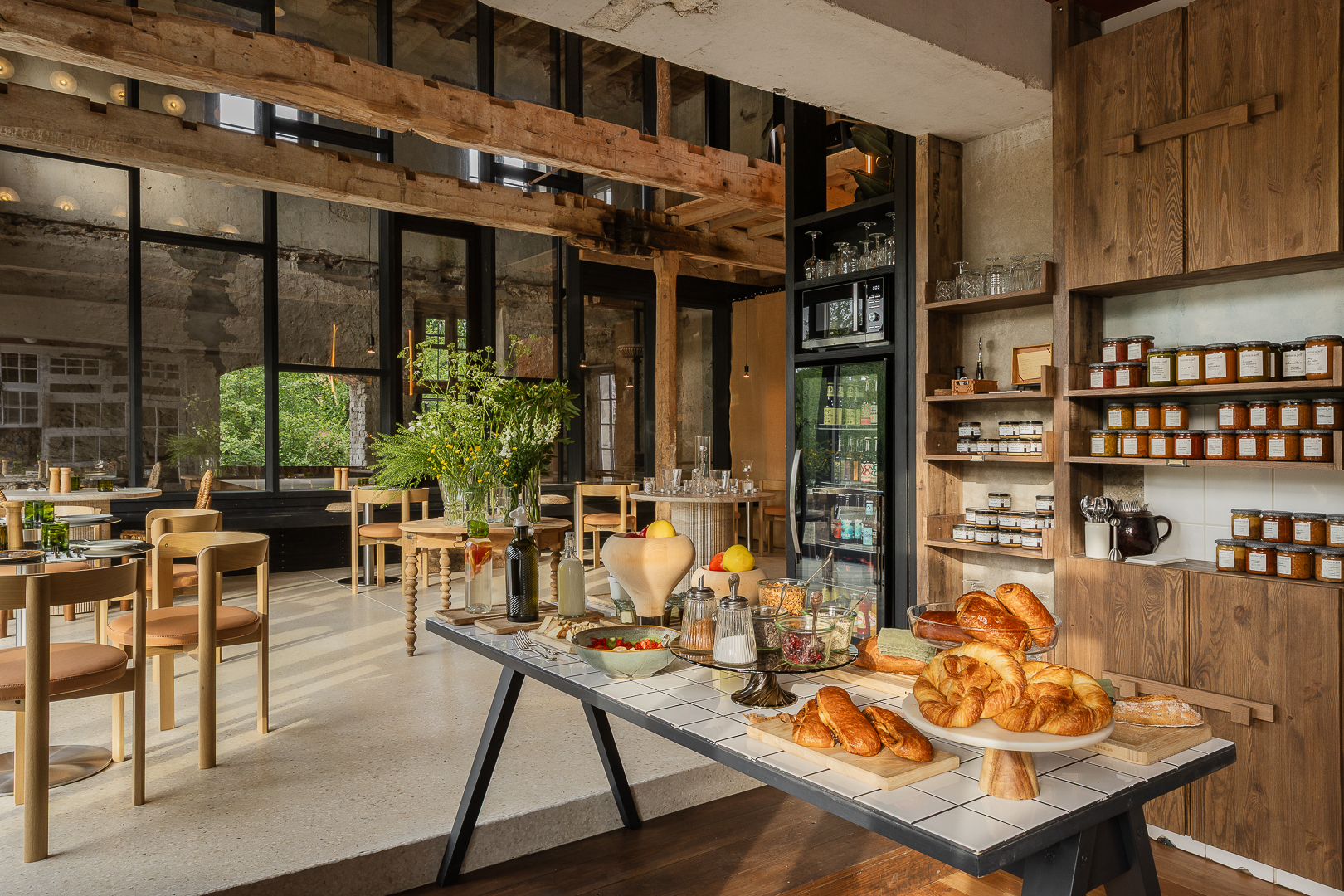 Moulin Moulin - Gallery